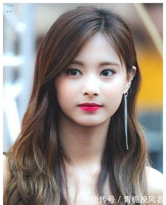 韩国女主播在线 雨伞下的秘密